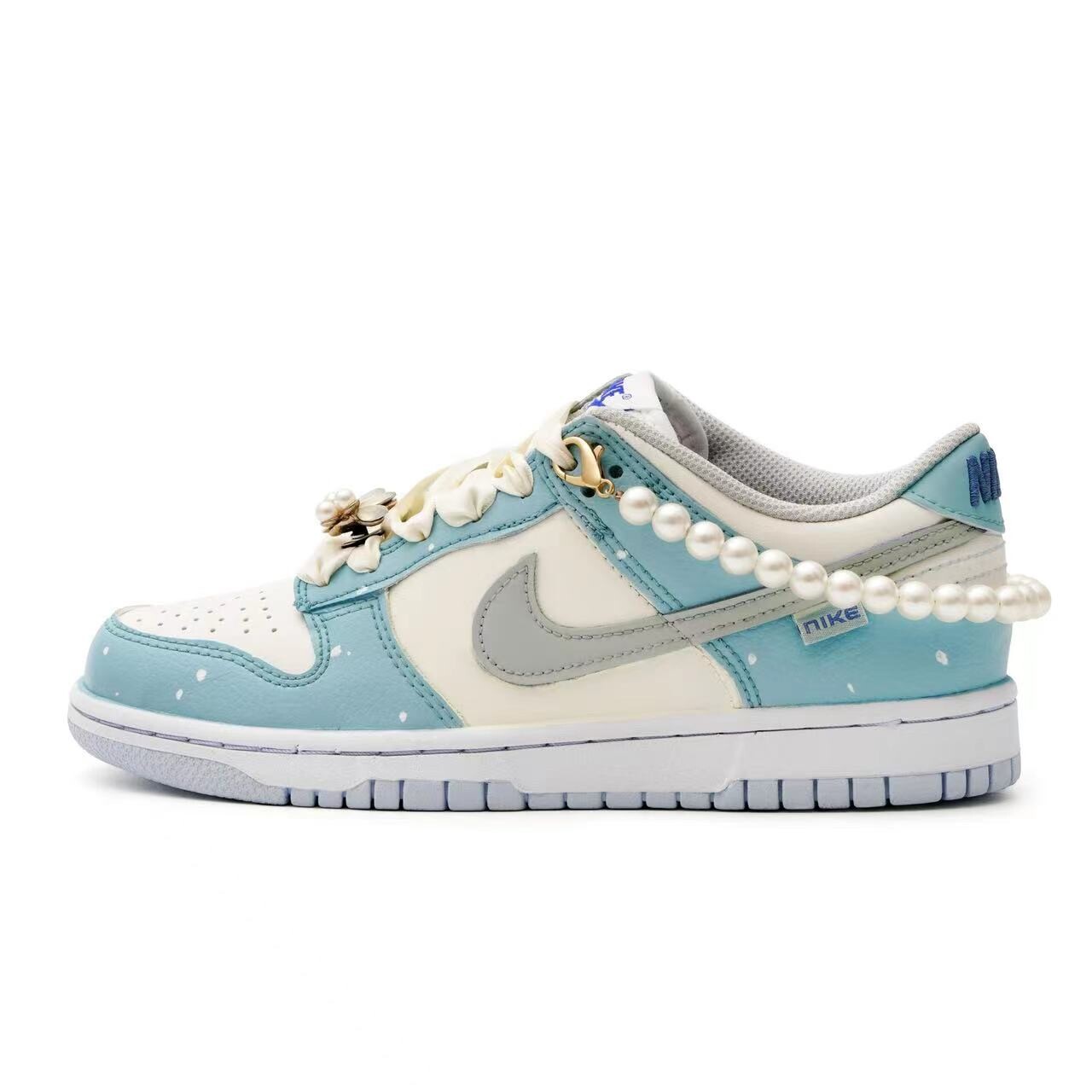 

Женские кроссовки для скейтбординга Nike Dunk, Light Blue