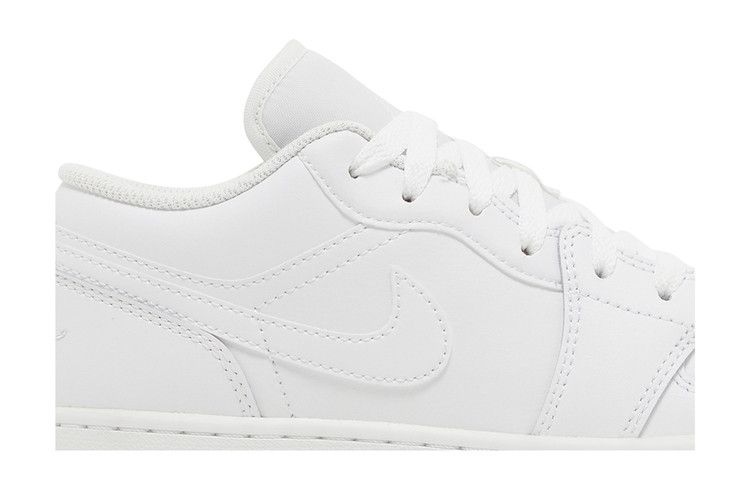 Кроссовки Air Jordan Air Jordan 1 Low GS 'Triple White' 2023, белый — фото 3