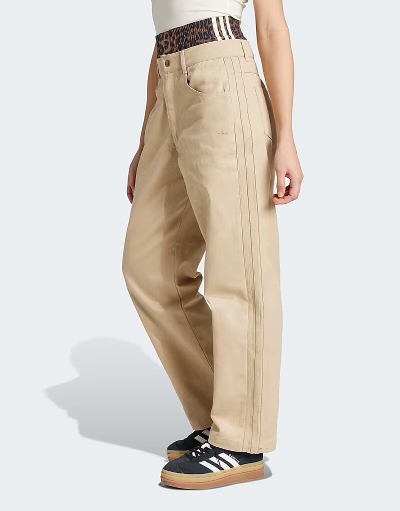 

Брюки Adidas Originals Firebird Utilities цвета хаки