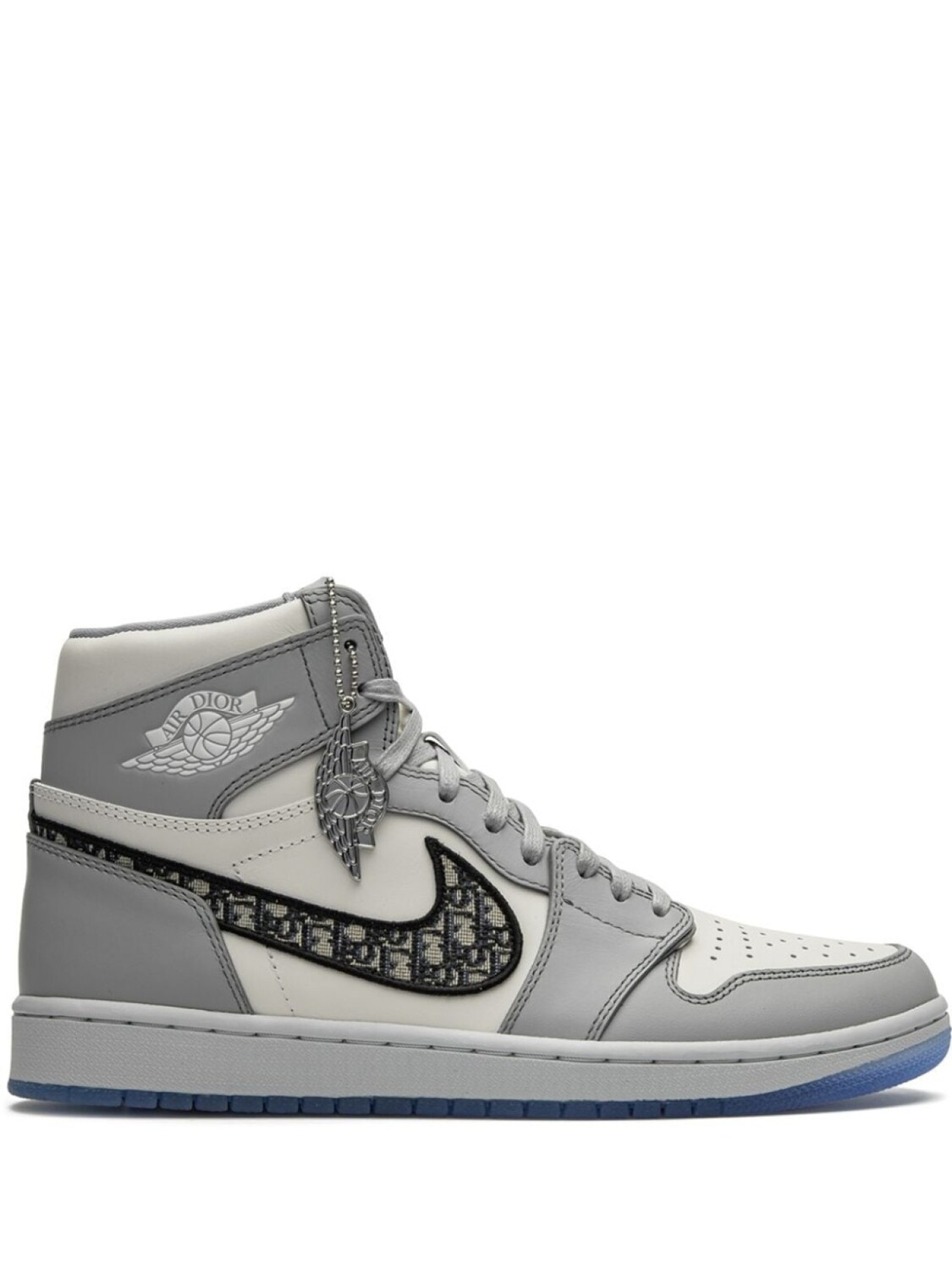 

Кроссовки Jordan х Dior Air Jordan 1 High, серый