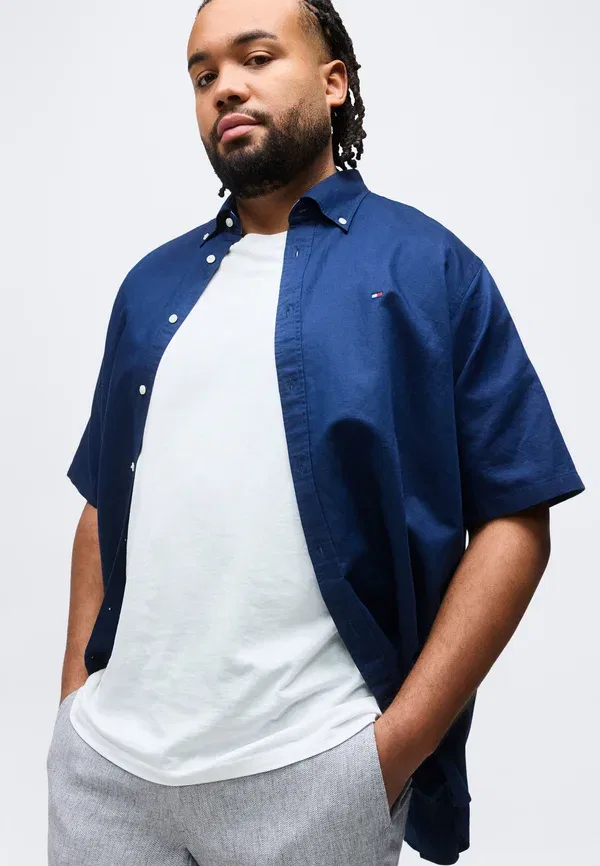 Рубашка Tommy Hilfiger Plus Regular Linen Blend Short Sleeve Shirt, угольно-синий — фото 4