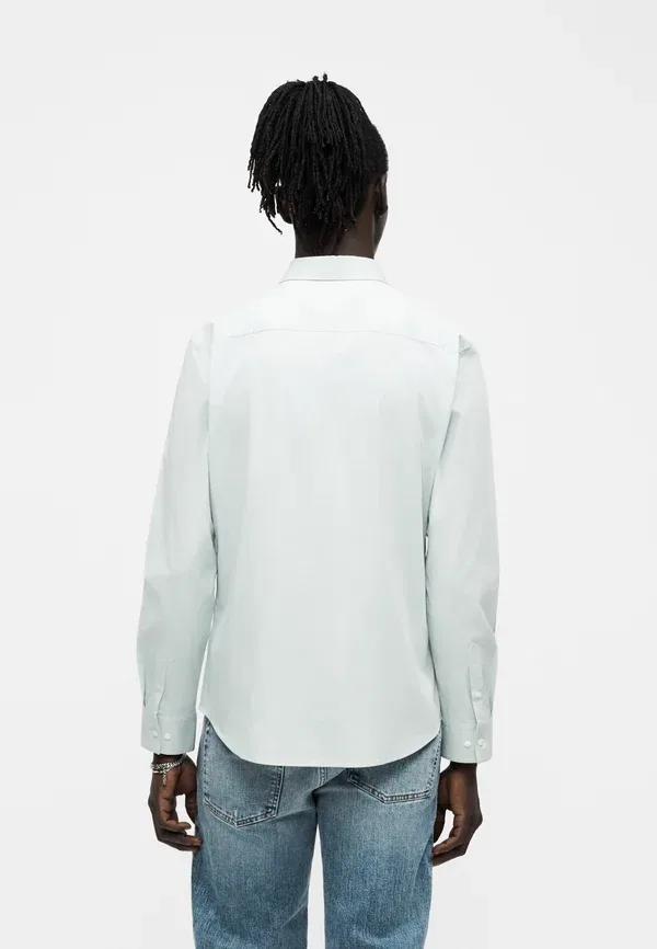 Рубашка Calvin Klein Solid Stretch Slim, бледно-луговой — фото 4