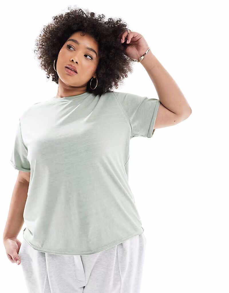 

Футболка свободного кроя с необработанными краями ASOS DESIGN Curve, классического кроя, стираная, зеленого цвета