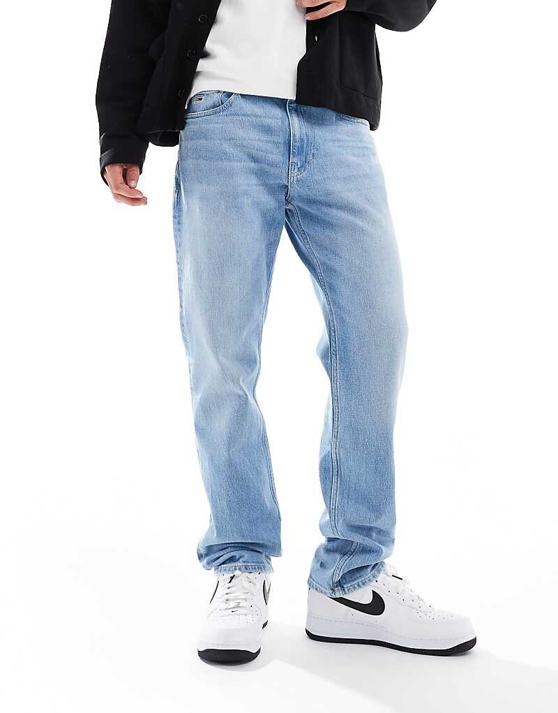 

Tommy Jeans – Ethan – Светло-голубые джинсы прямого свободного кроя