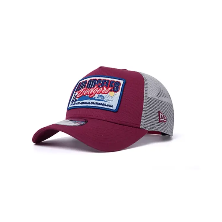

Хлопковая и полиэстеровая бейсболка Unisex Cherry New Era, бордовый
