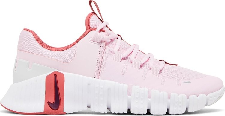 

Кроссовки Wmns Free Metcon 5 Premium 'Pink Foam Adobe', розовый