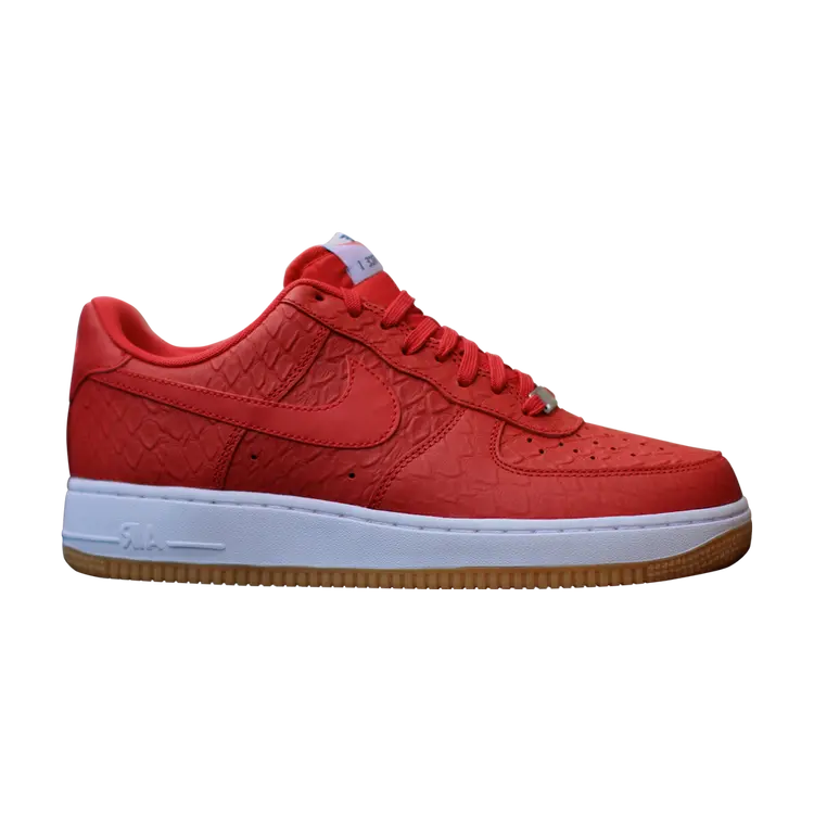 

Кроссовки Nike Air Force 1 Low '07 LV8 'Red Python', красный