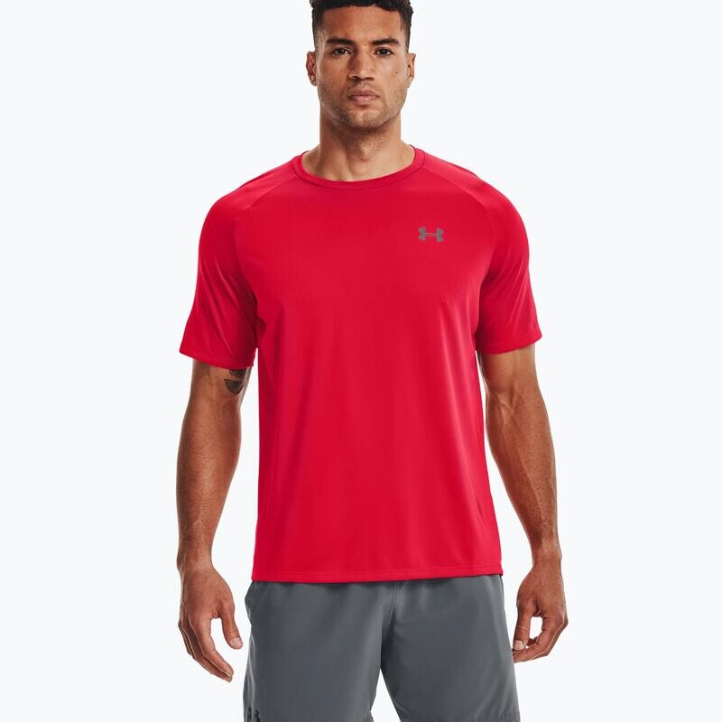 

Спортивная футболка Under Armour, красный