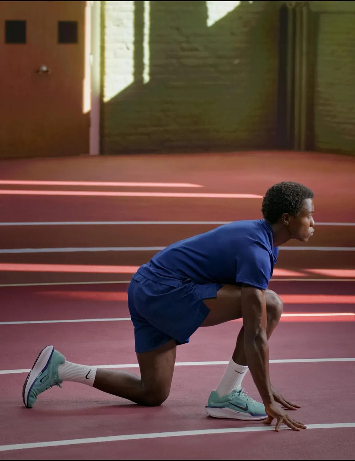 Мужские кроссовки Nike Winflo 11 размера S для бега по шоссе, черный/фиолетовый — фото 3