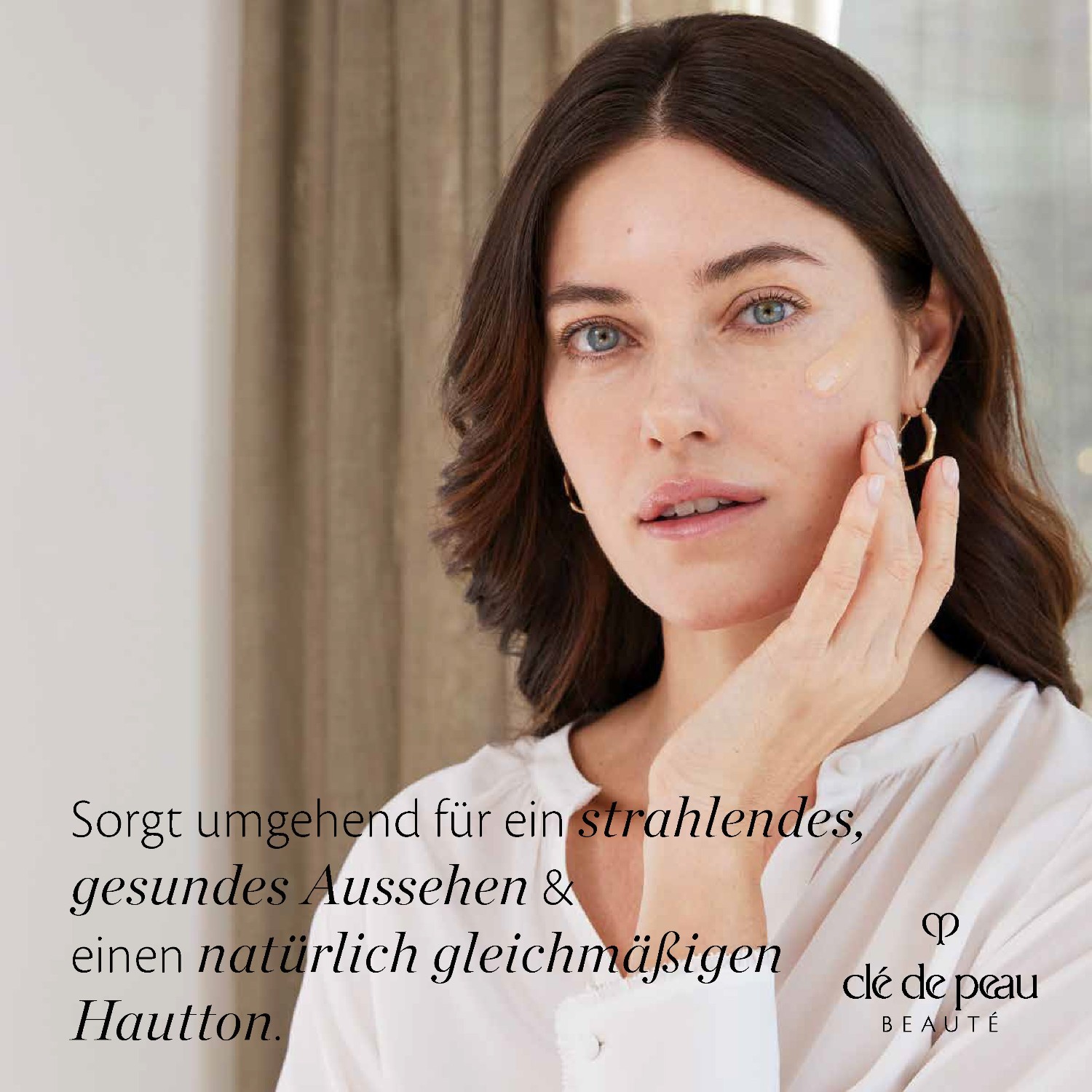 Тональный крем для лица radiant fluid natural Cle De Peau Beaute, o60, объем 35 мл — фото 4