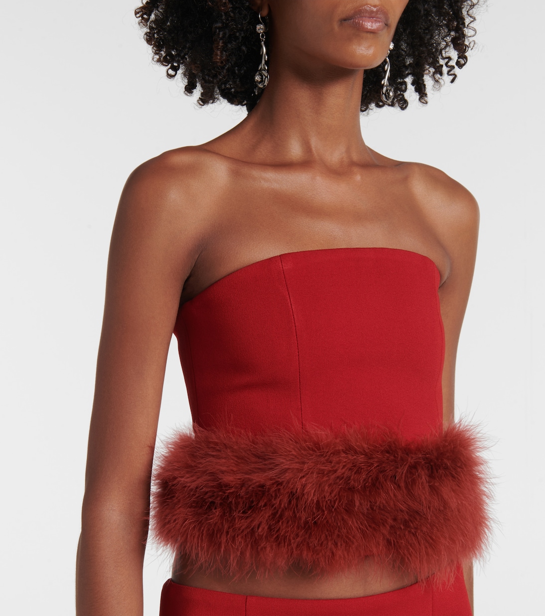 Укороченный креповый топ с отделкой из перьев Blumarine, красный — фото 4