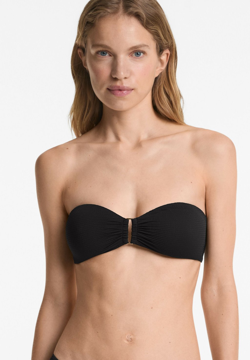 

Верх бикини TEXTURED BEANDEAU OYSHO, черный