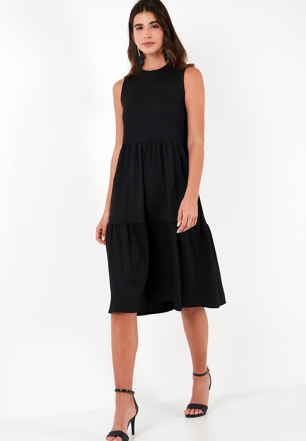 

Летнее платье Regular Fit LELA, черное