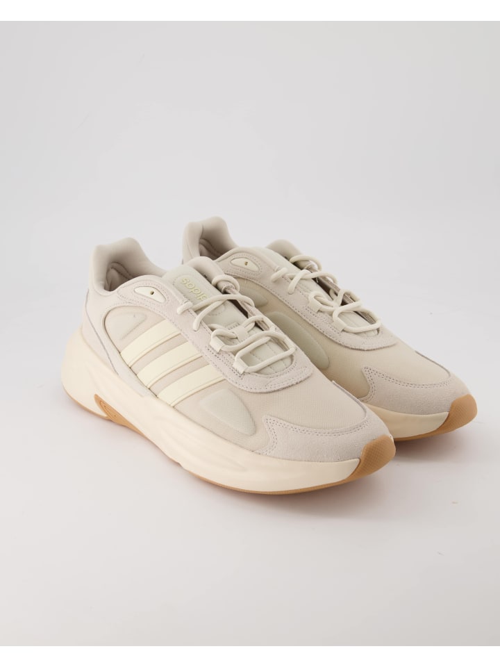 

Кроссовки на шнуровке adidas, бежевый