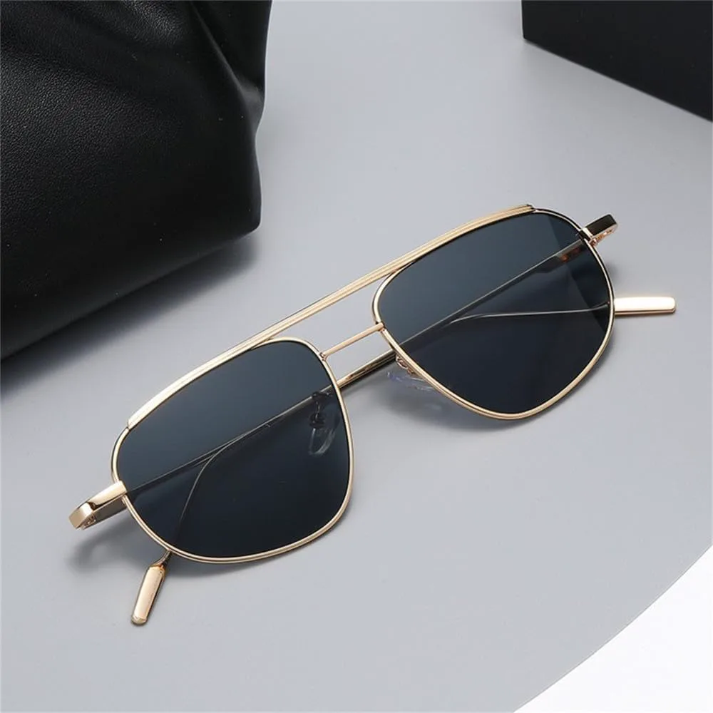 

Винтажные солнцезащитные очки для женщин, маленькая металлическая оправа, «кошачий глаз», женские солнцезащитные очки из сплава для мужчин HDUBFY, Gold Green