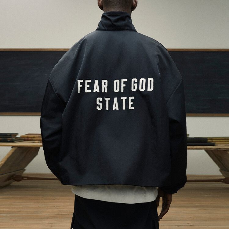 Куртка Trucker из текстурированного нейлона Fear Of God Essentials, цвет Obsidian Black/BLACK — фото 3