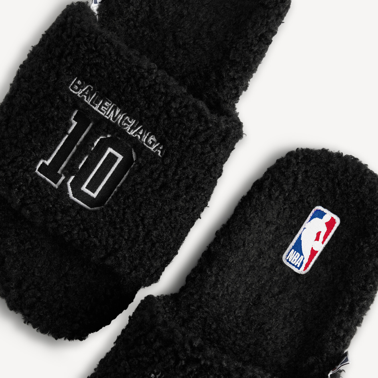 Мужские мюли Balenciaga | сотрудничество с NBA, меховые, открытые, черно-белые, серый — фото 3