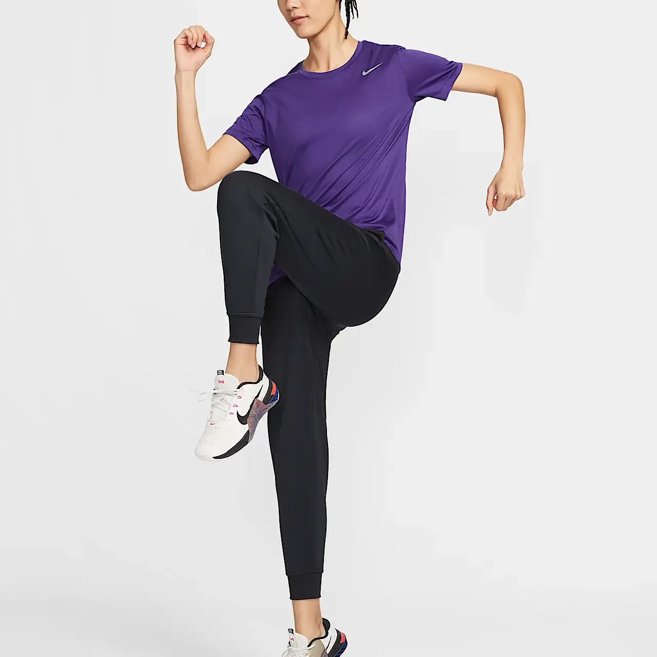 Nike Футболка Dri Fit Regular женская Garden Purple — фото 4