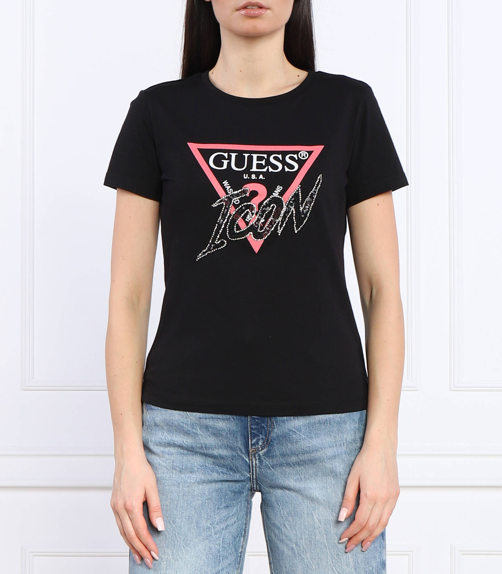 

Футболка GUESS Straight fit, черный