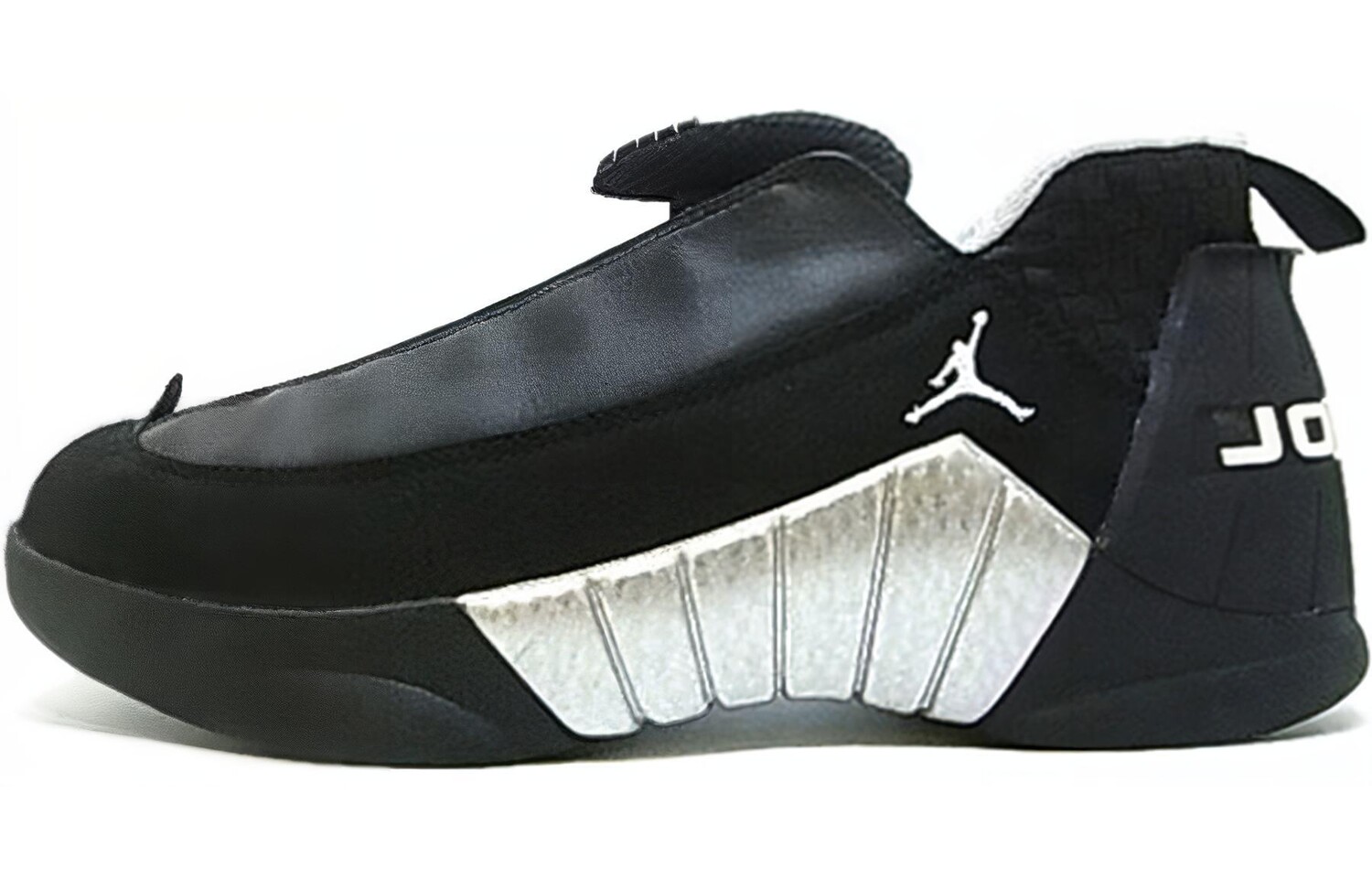 

Jordan 15 OG Low Black Silver