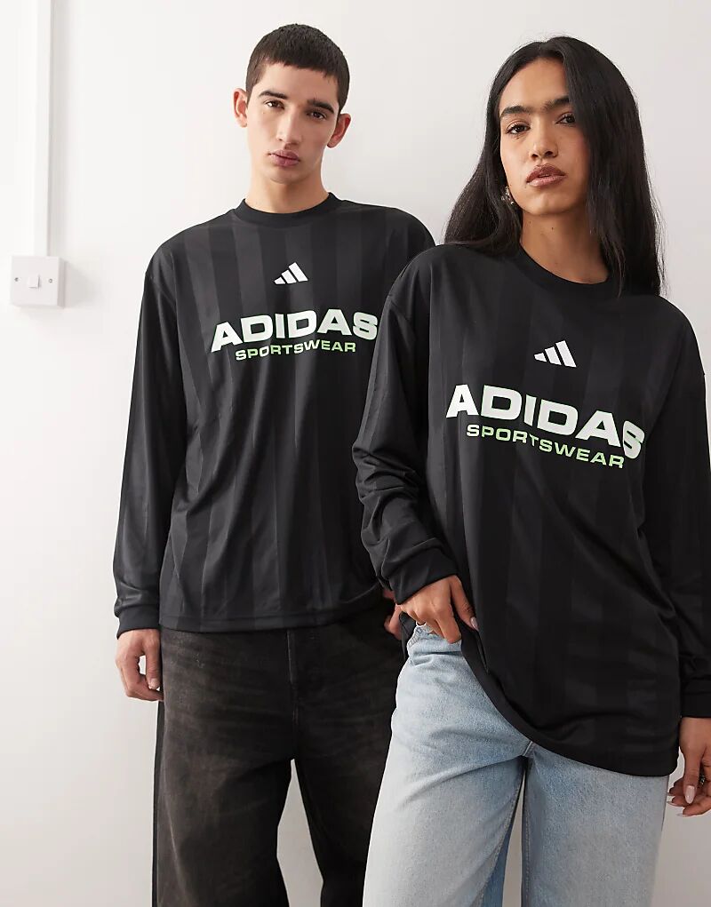 

Лонгслив с длинным рукавом Adidas Originals Tiro черного цвета