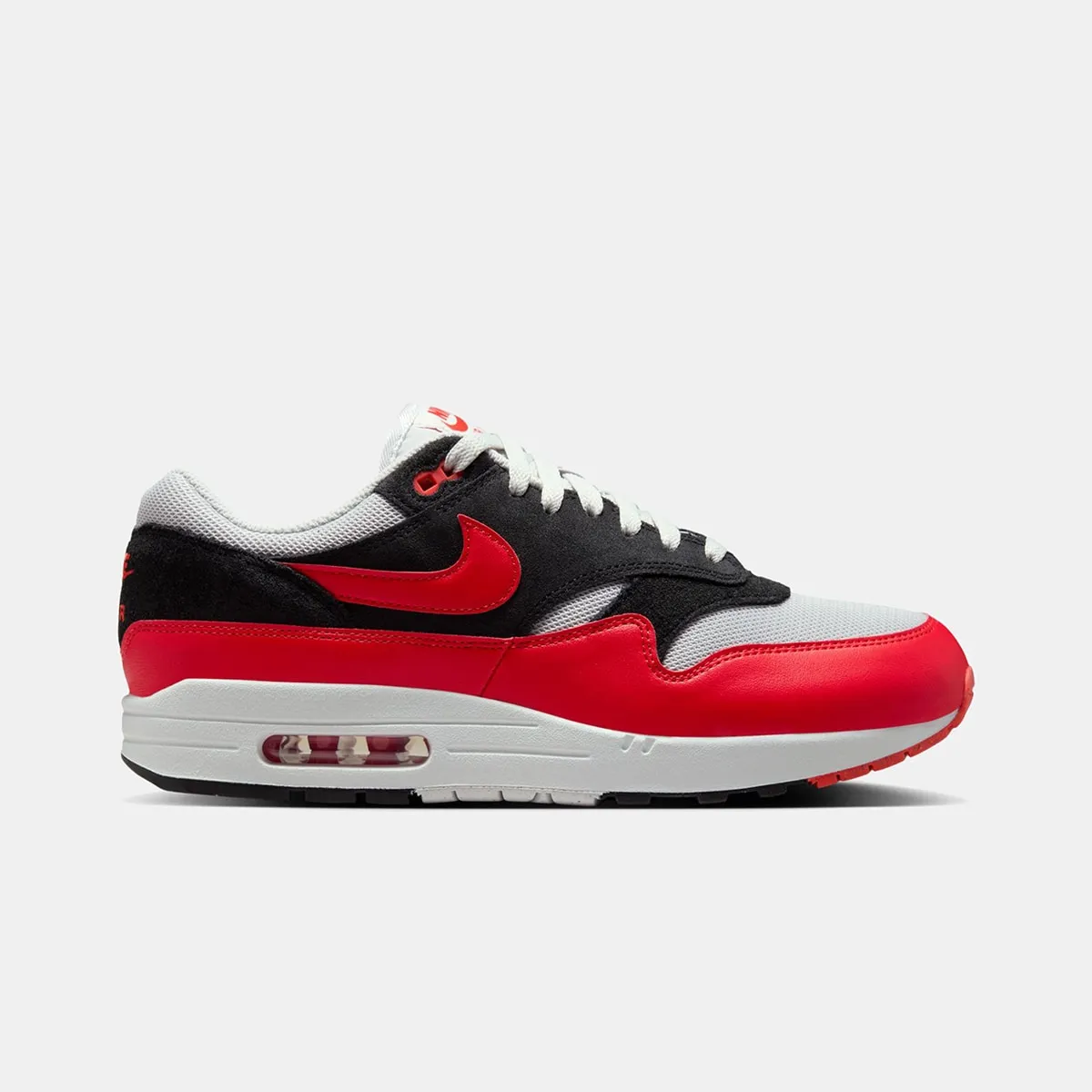 

Мужские повседневные кроссовки NIKE AIR MAX 1 ESS Nike, черный