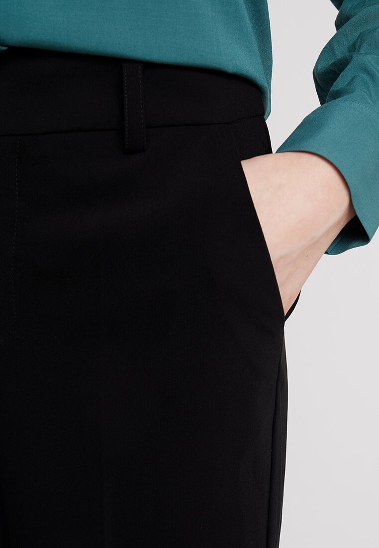 

Брюки Joelle Culotte Gestuz, черные