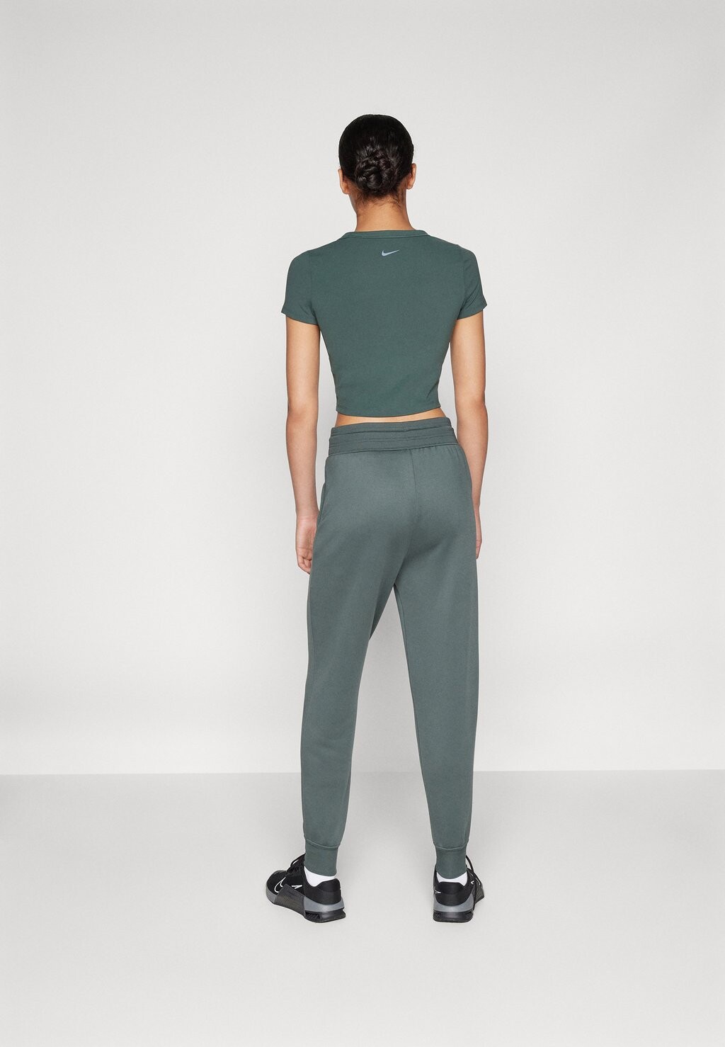 

Спортивные брюки ONE JOGGER PANT Nike Performance, темно-зеленый