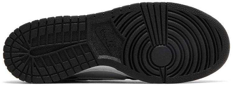 Кроссовки Nike Dunk Low GS 'Black Wolf Grey', серый — фото 4