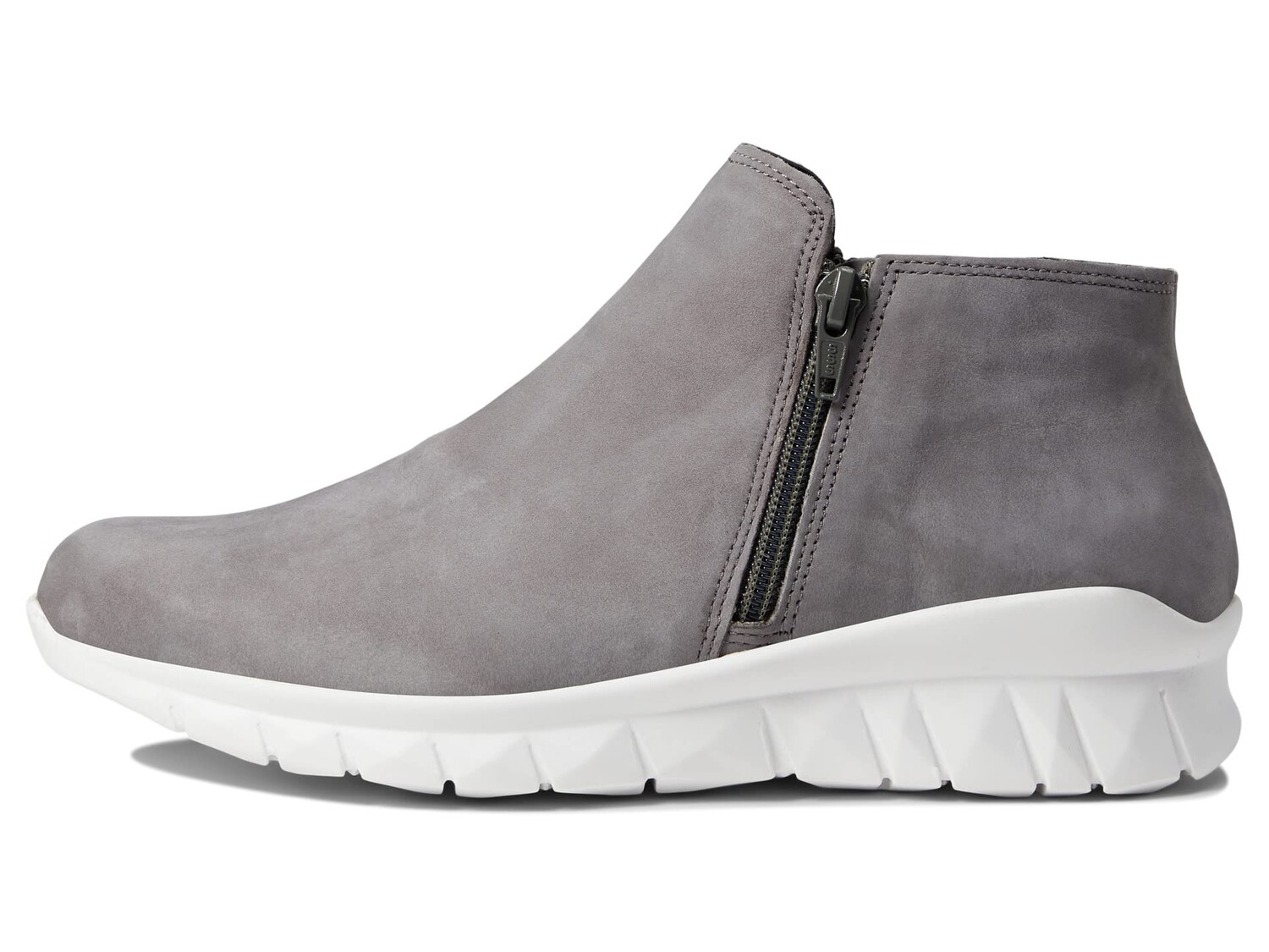 

Кроссовки Naot Zodiac