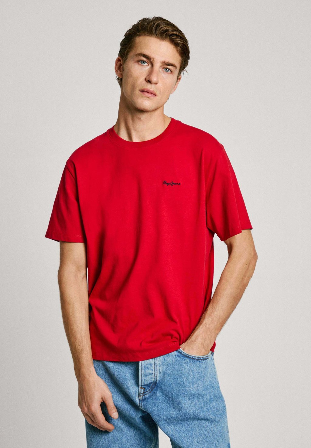 

Базовая футболка Pepe Jeans, красный