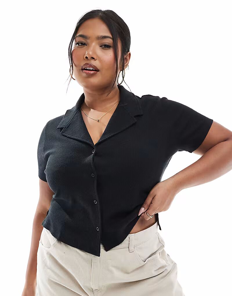 

ASOS DESIGN curve shrunken revere вафельная рубашка черного цвета ASOS Curve