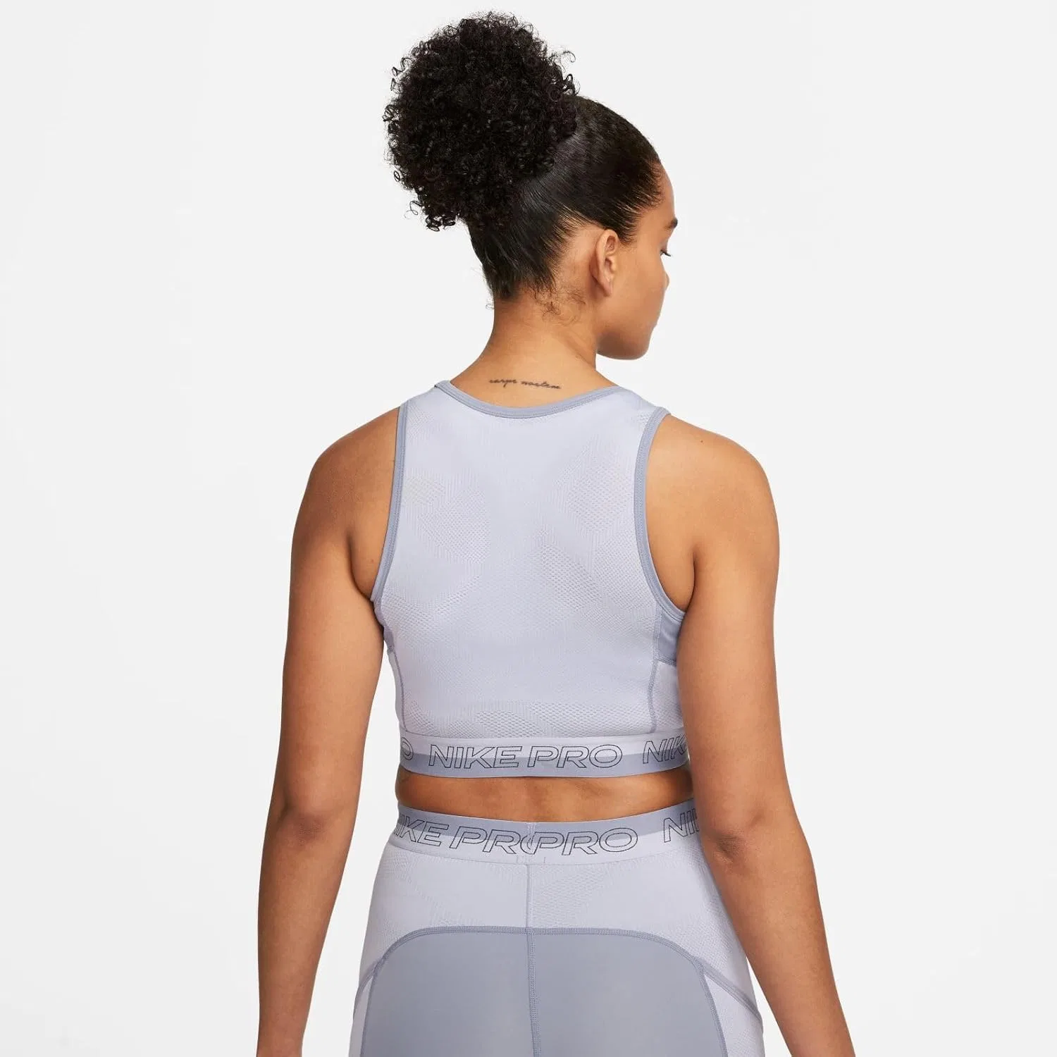 Топ для тренировок Nike Pro Dri-FIT, Indigo Haze/Oxygen Purple/Gridiron — фото 3