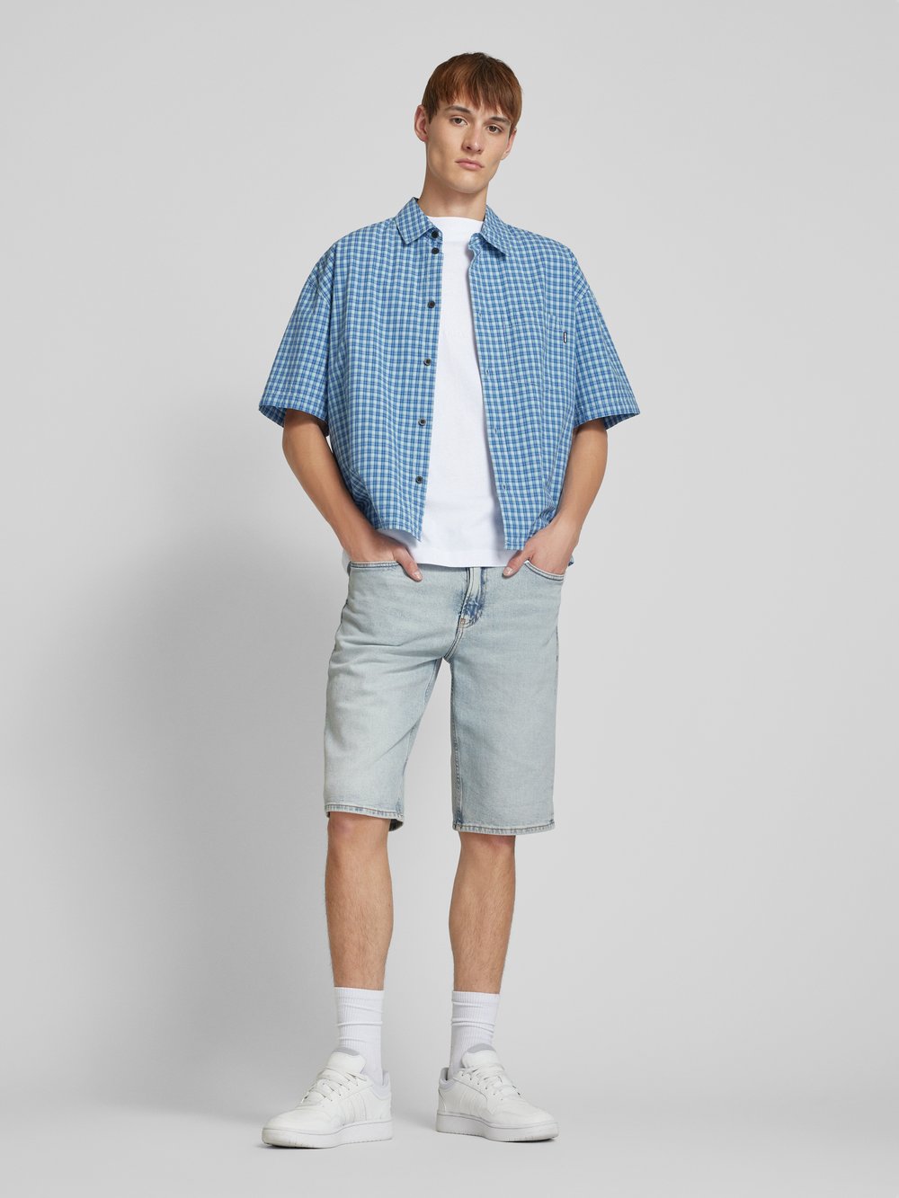

Узкие джинсовые шорты с пятью карманами Calvin Klein Jeans