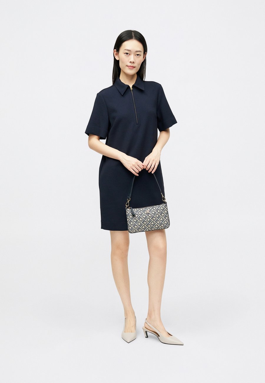 Платье Tommy Hilfiger PUNTO KNEE SHIFT DRESS, Dark Night Navy/Dark Blue — фото 2
