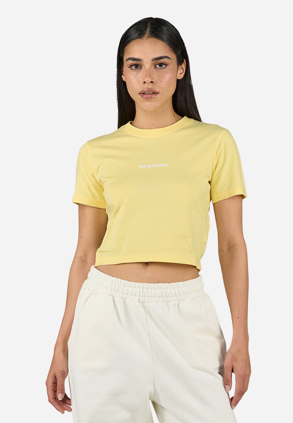 

Базовая футболка INES CROPPED BABY TEE Pegador, светло-желтый