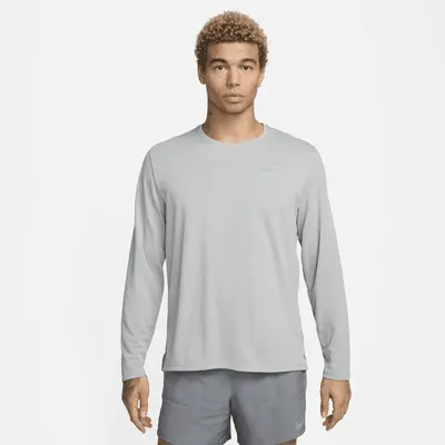 

Футболка Nike Miler, цвет Grey Fog/Particle Grey/Heather