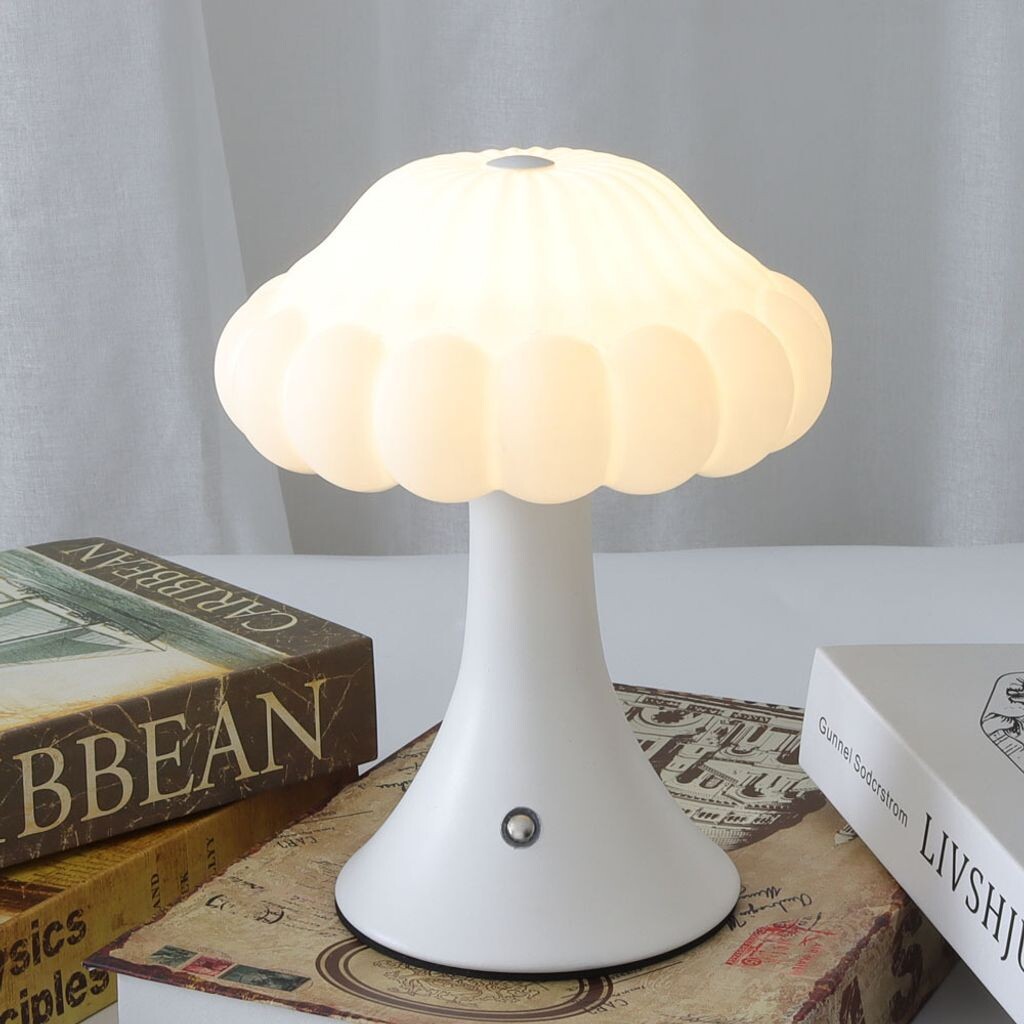 

Настольная лампа Cloud Mushroom, прикроватная лампа для спальни, 3-цветная лампа для кормления с постоянной яркостью и мягким светом, милый ночник в подарок (белый) yozhiqu