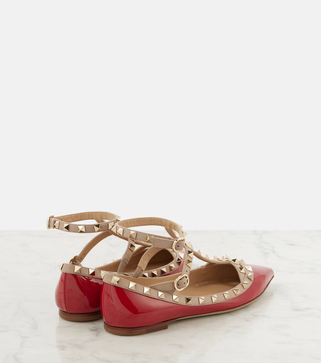 Балетки Rockstud из лакированной кожи Valentino Garavani, цвет rosso v — фото 3