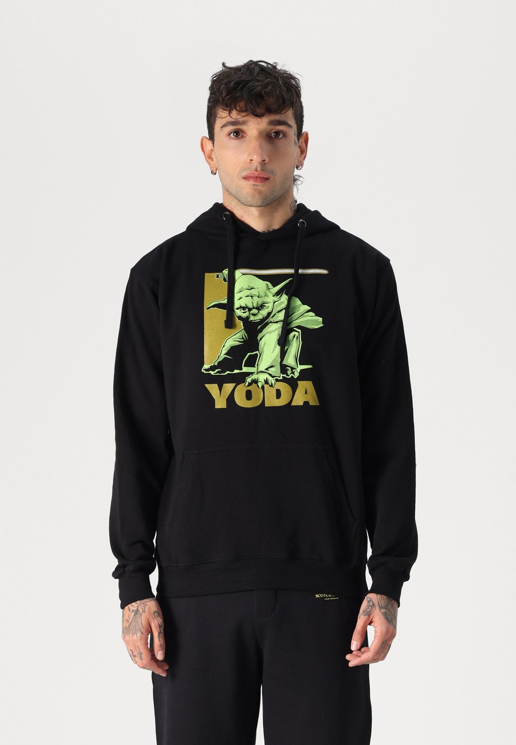 

Толстовка с капюшоном YODA SQUARE Star Wars, черный