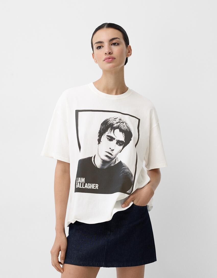 

Футболка с коротким рукавом лиама галлахера Bershka, белый