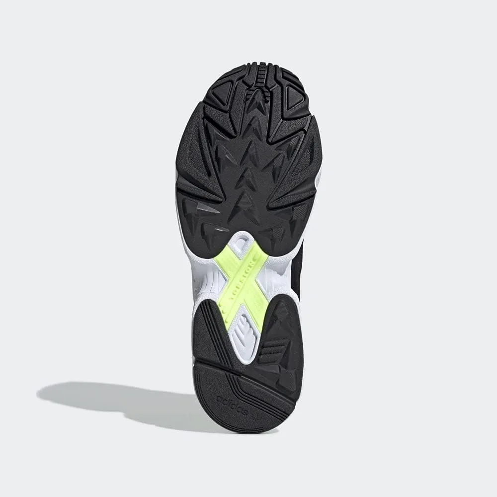 Мужские кроссовки для фитнеса Adidas Yung-1, черные, 40 2/3 EU — фото 4