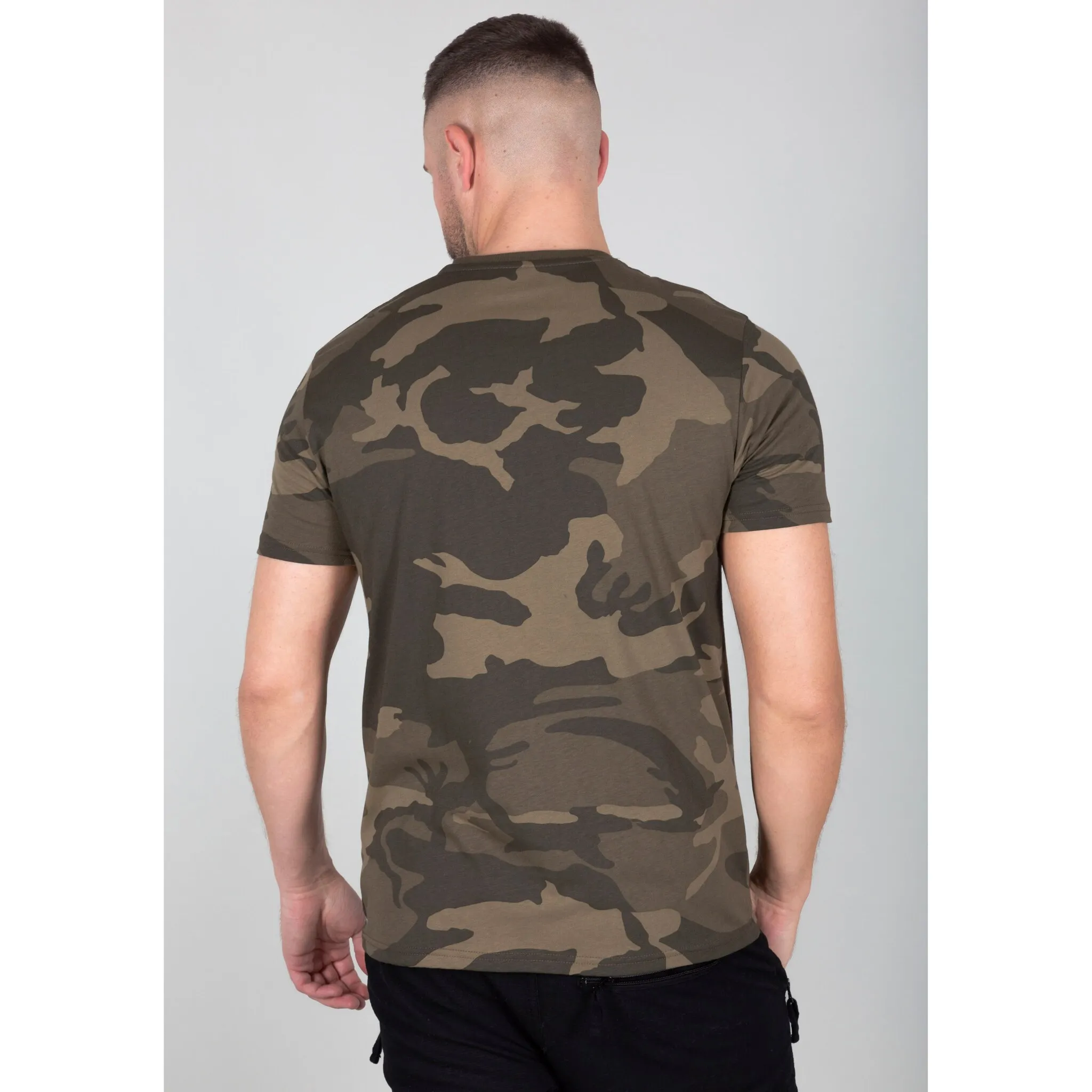 

Футболка Alpha Industries "Базовая футболка", оливковый