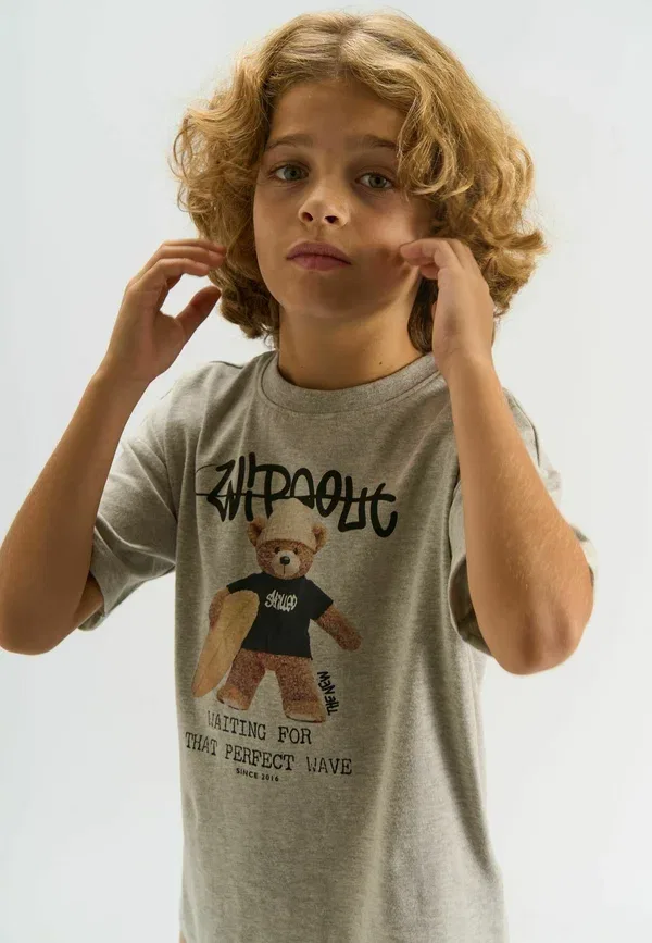 Футболка Tnteddy tee print t-shirt The New, светло-серый меланж — фото 3