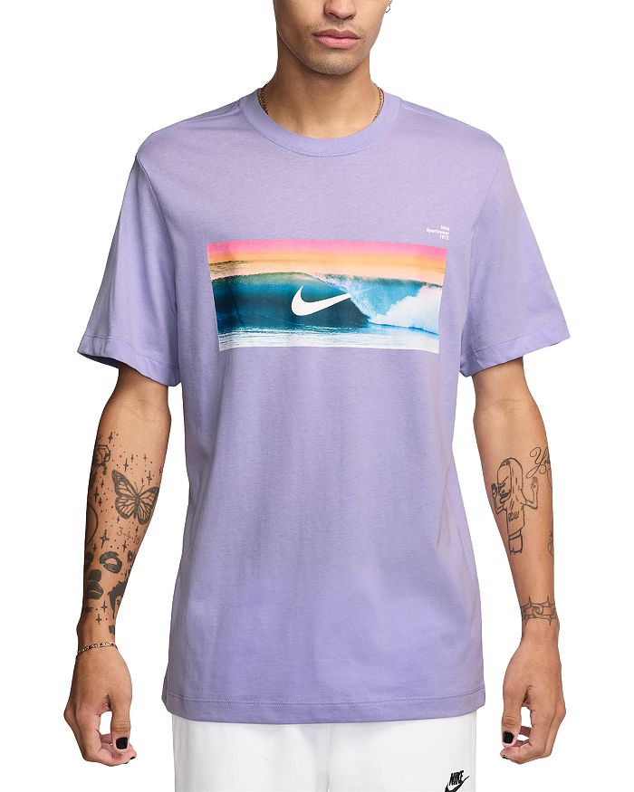 

Футболка с принтом NSW OC Nike, фиолетовый