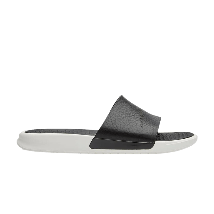 

Сандалии Nike Benassi Slide LUX QS 'Black White', черный