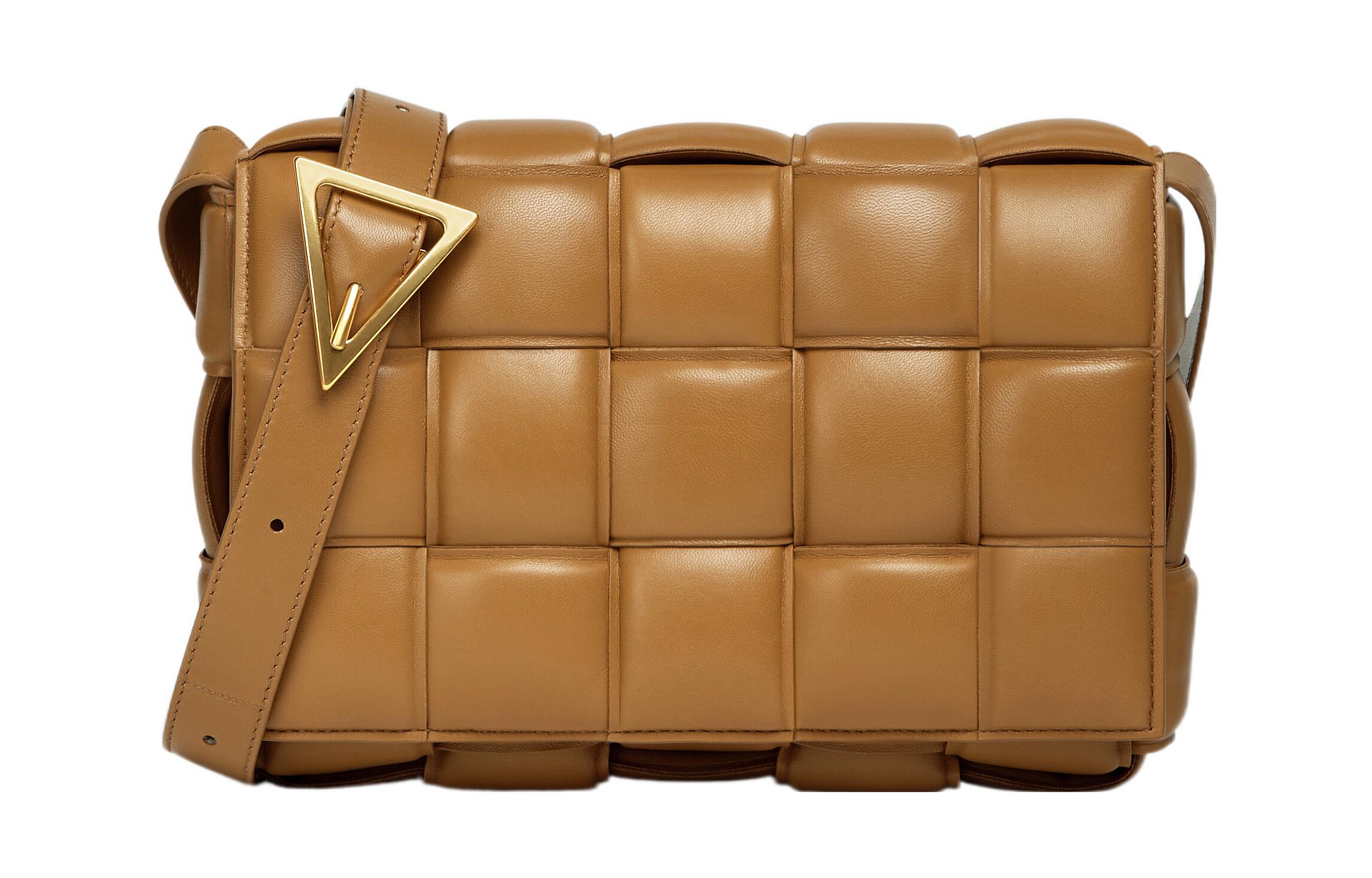 

Сумка через плечо Bottega Veneta с подкладкой Intreccio Cassette карамельная