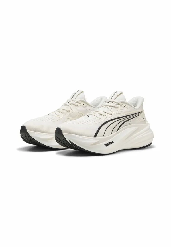 Кроссовки для бега по шоссе magmax nitro 2 Puma, Warm White/Black — фото 3
