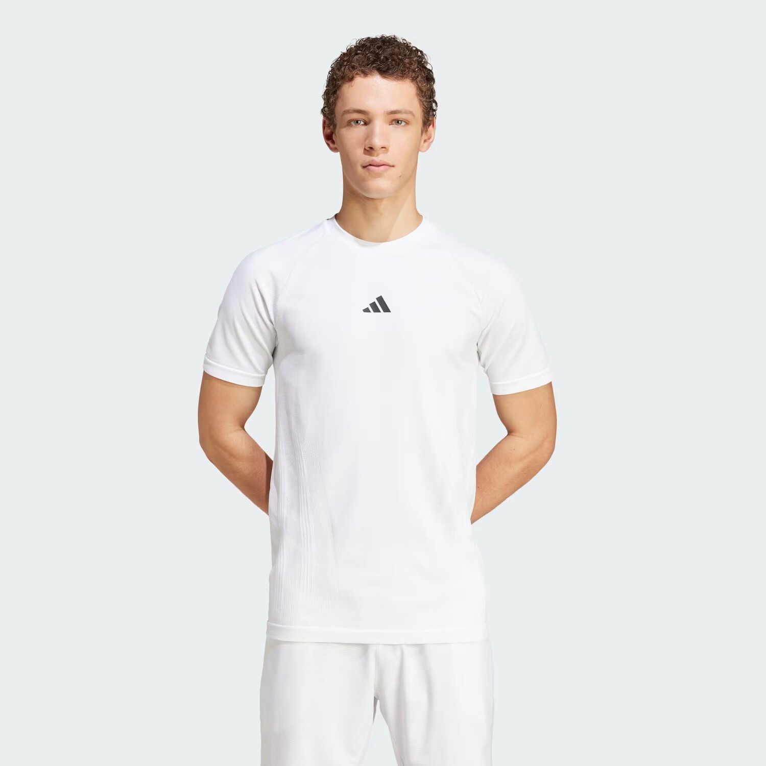 

Бесшовная футболка Tennis Pro AEROREADY FreeLift Adidas, цвет White