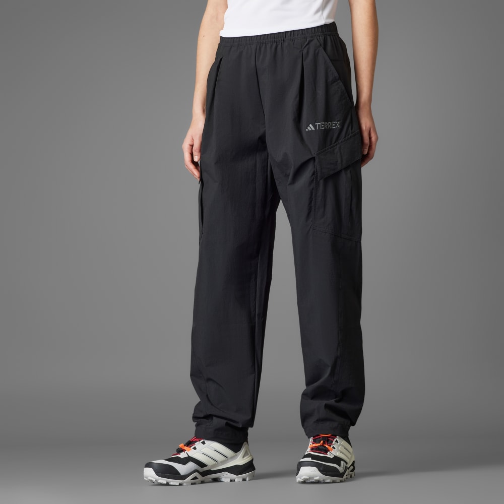 

Спортивные брюки Adidas Terrex Xploric Cargo Pants, черный